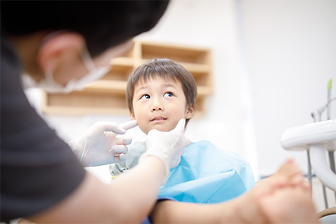 子どものころから始めるお口の健康を守るケア